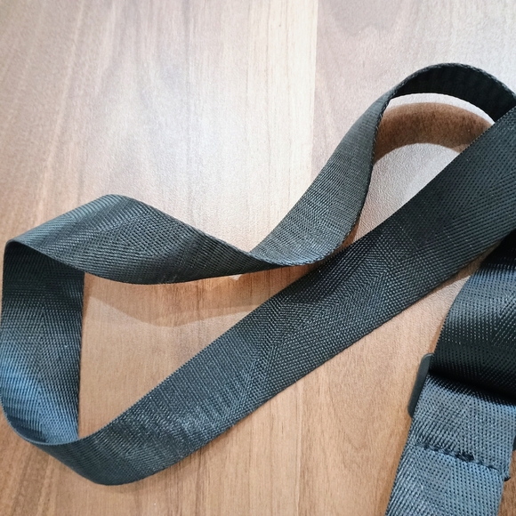 Scream Black and White Crossbody Bag - Picture 5 of 6